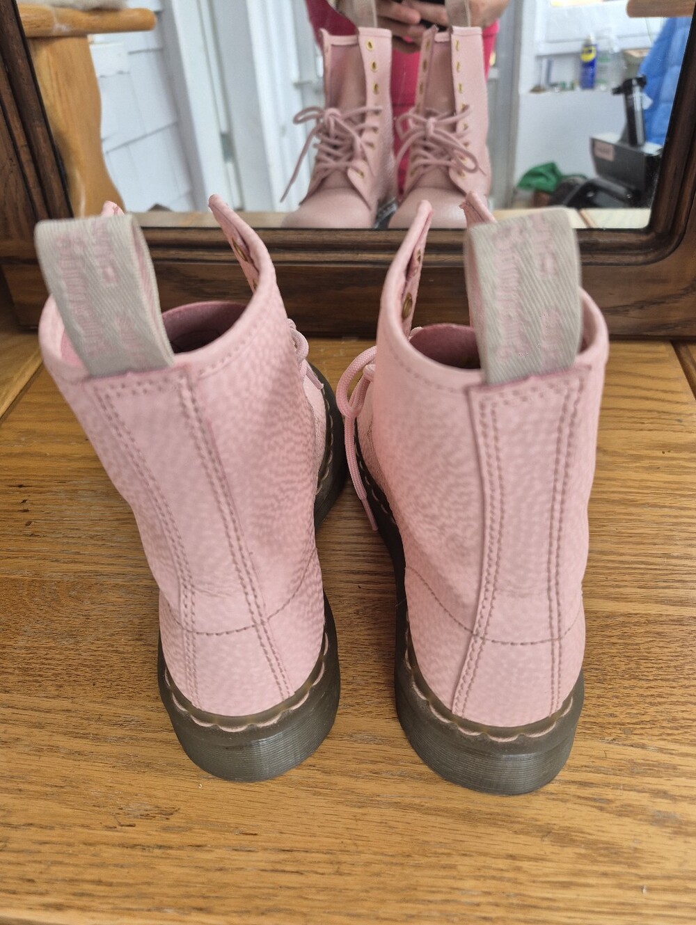Dr. Martens 1460 Pascal Pink Peach Soft Virginia Leather 8 Eye Boots US 5 - Picture 5 of 11